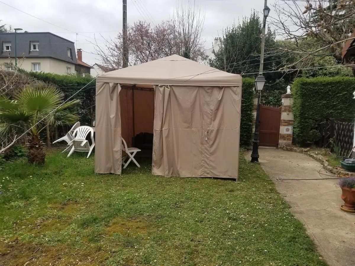 Normandy Cottage Gagny Kültér fotó