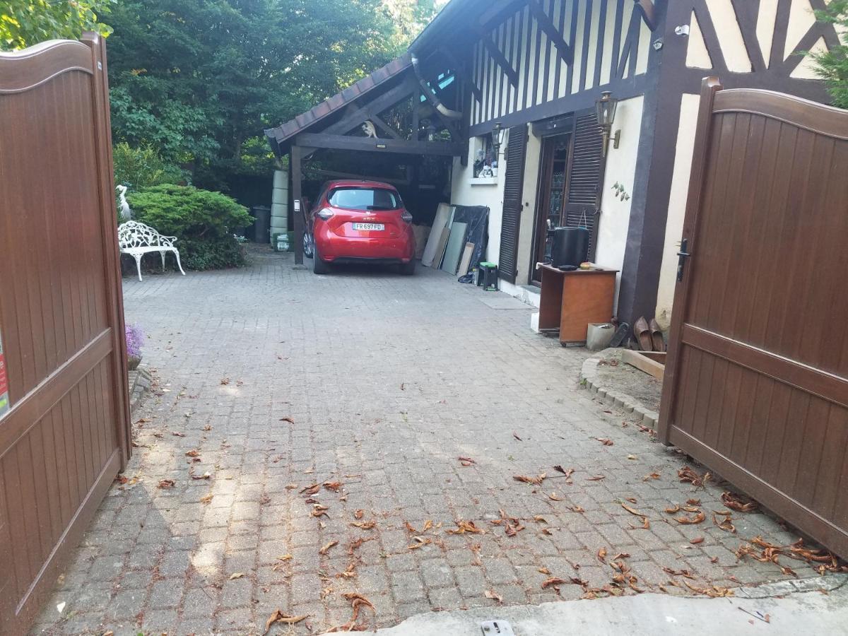 Normandy Cottage Gagny Kültér fotó